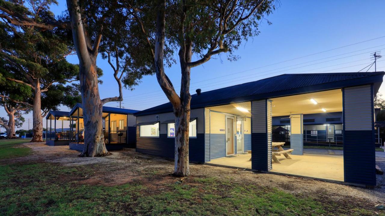 Lake Boga Caravan Park エクステリア 写真