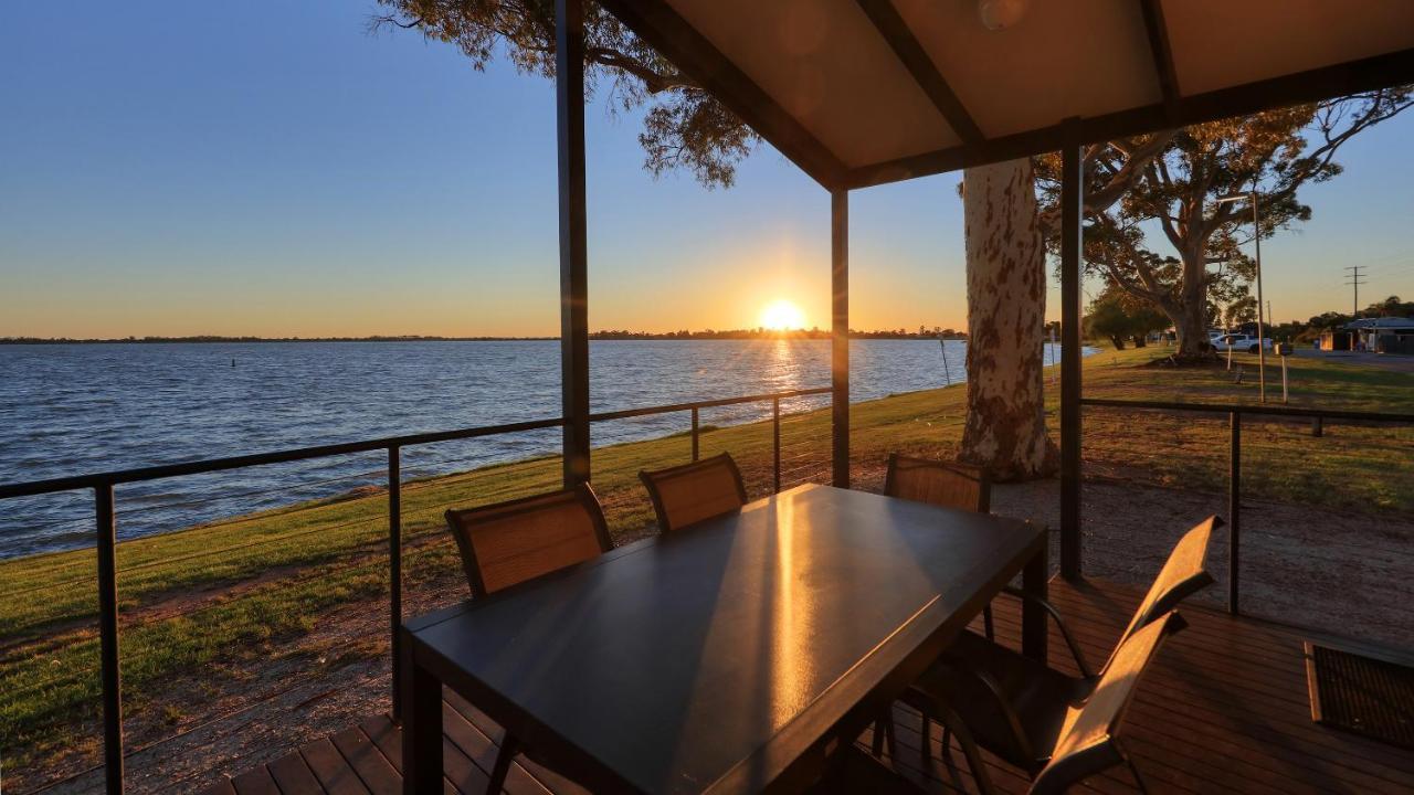 Lake Boga Caravan Park エクステリア 写真