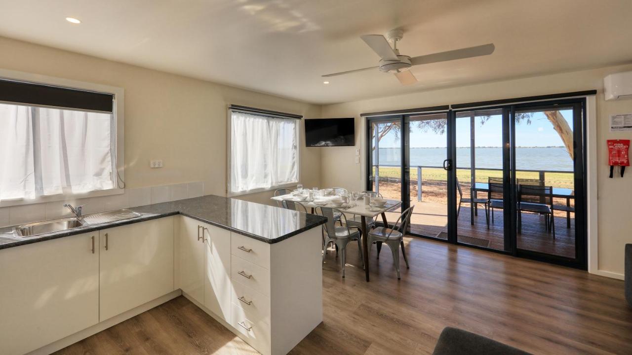 Lake Boga Caravan Park エクステリア 写真