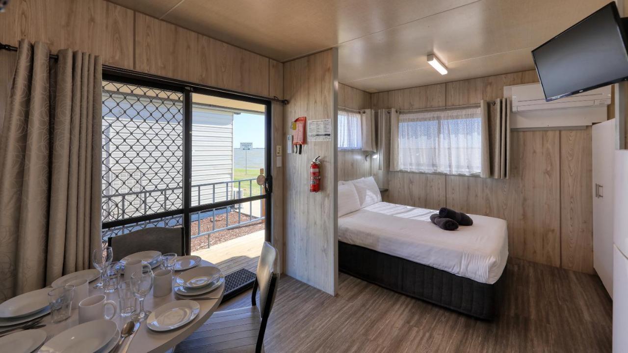 Lake Boga Caravan Park エクステリア 写真